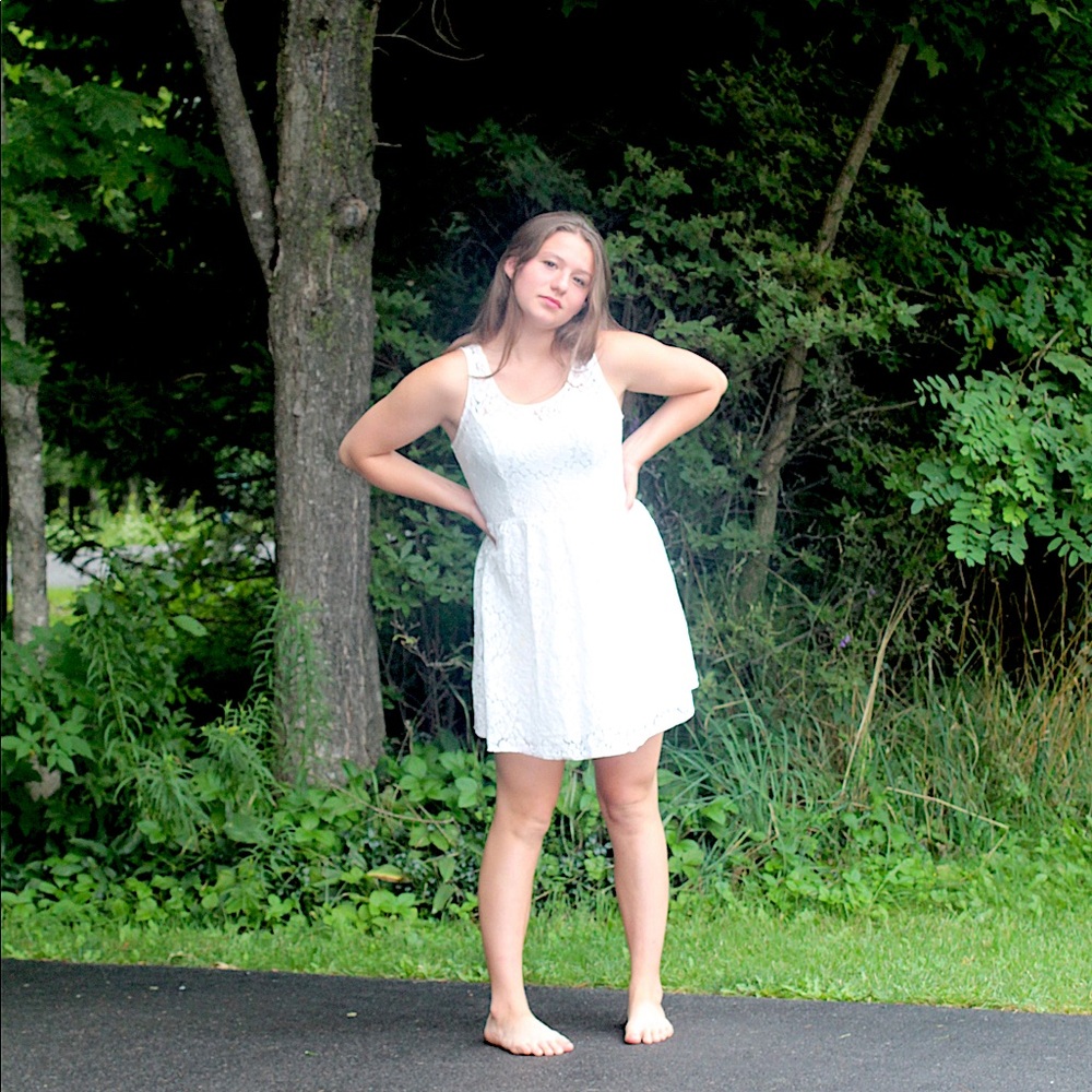 Juniors white lace dress
